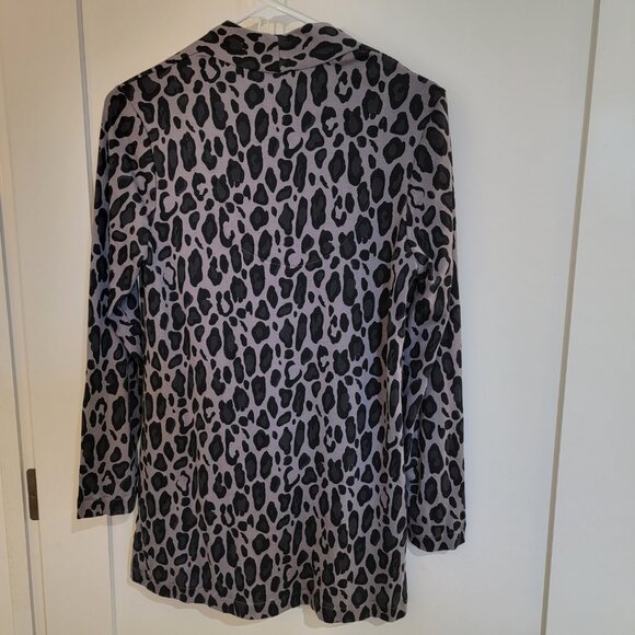 Chico's Tunic Top Animal Print Black Gray Women Size Small - Picture 10 of 14
